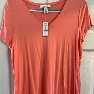 Coral V-Neck Size M